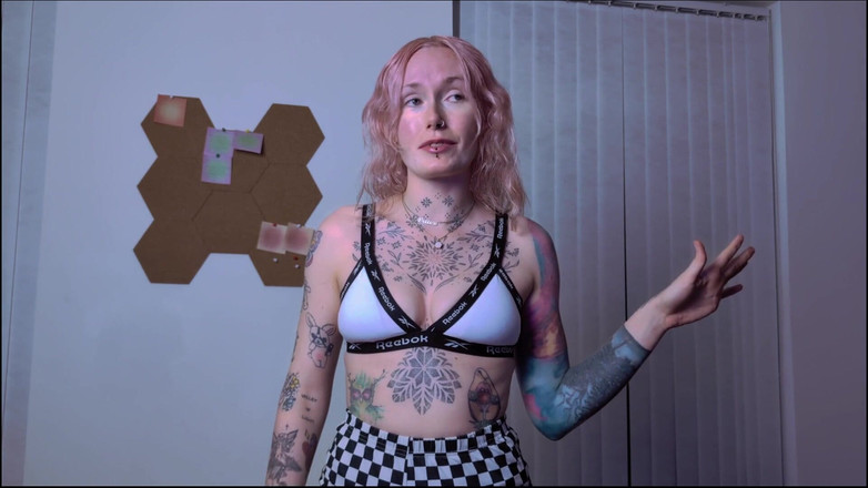 Goddess Transcendence: Antrenorul crud de la sală te umilește pentru supunere