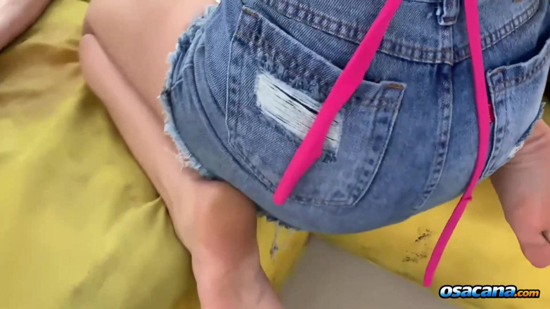 World Tranny: Needed Help and She Offered Her Ass