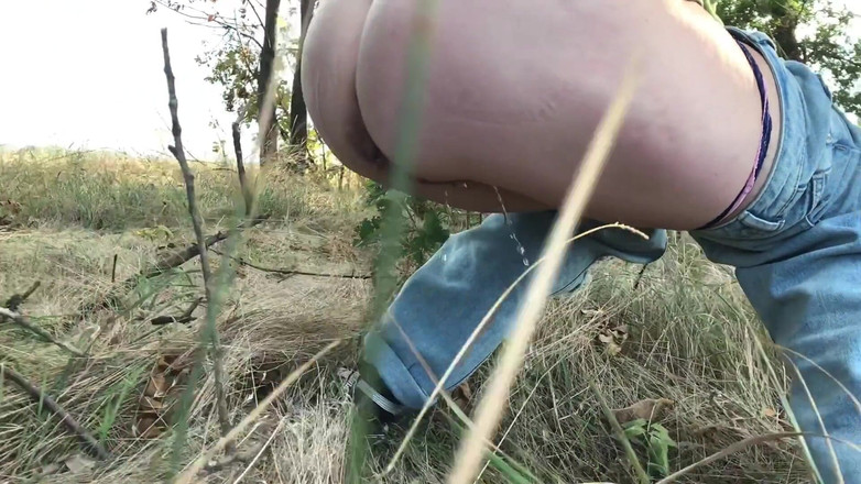 Anna Shpilman: Sexe en plein air après avoir pisse
