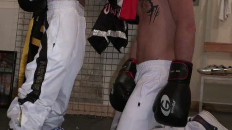 AMATOR PORN MADE IN FRANCE: Blond twink fucked at the boxe club sport room