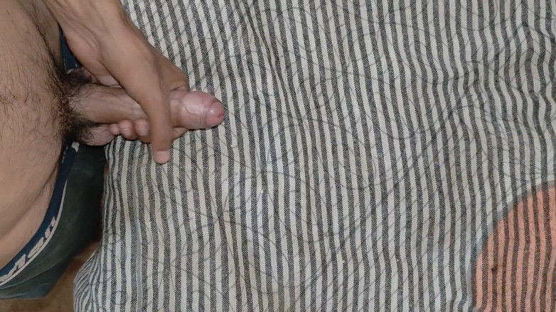 Desimast7: Khoe con cu xinh đẹp xấu