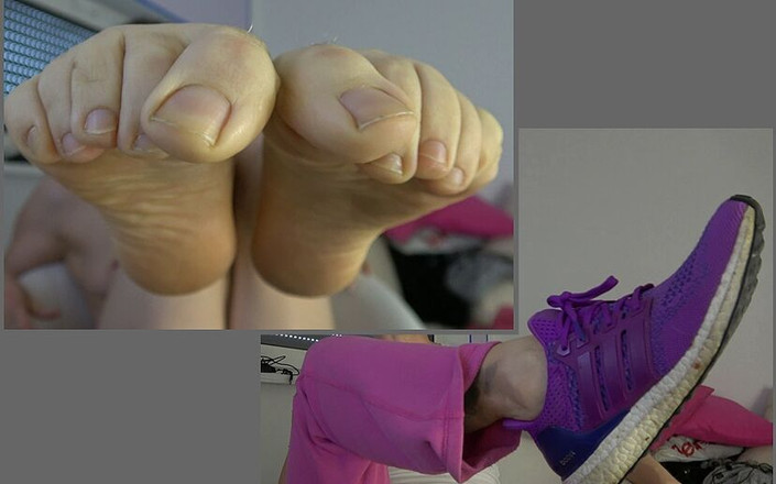 Annika Rose: Piedi puzzolenti in sneakers