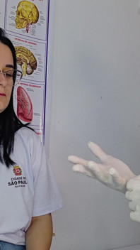 Studentka si rezervovala svou první gynekologovou schůzku... a Nikdy jsem si to nepředstavil