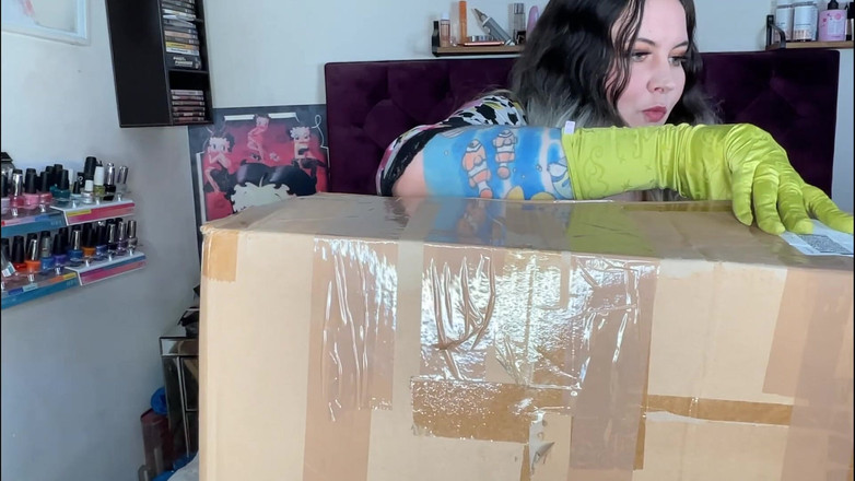 MissFFW: La lurida troia annulla la sua nuova selezione di giochi