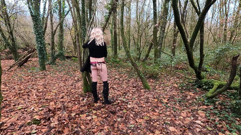 The Midnight Minx: 忙しくて冷たい ハッピーエンド