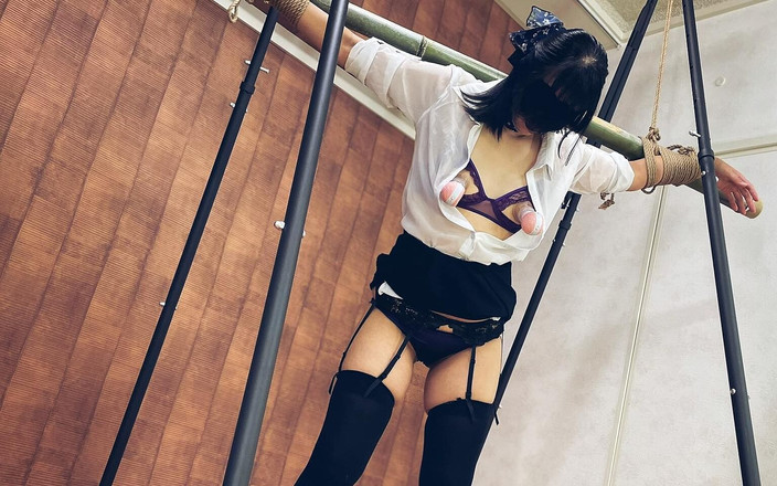 ushirosugatanomiki: 함정에 빠진 구도자