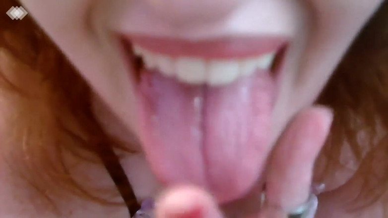 dawnskye1962: 흑인 베이비돌 나이트의 빨간 머리 흡연