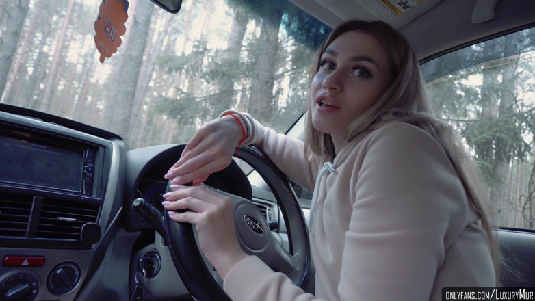 LuxuryMur: Fucking My Stepmom in Front of College - Luxurymur
