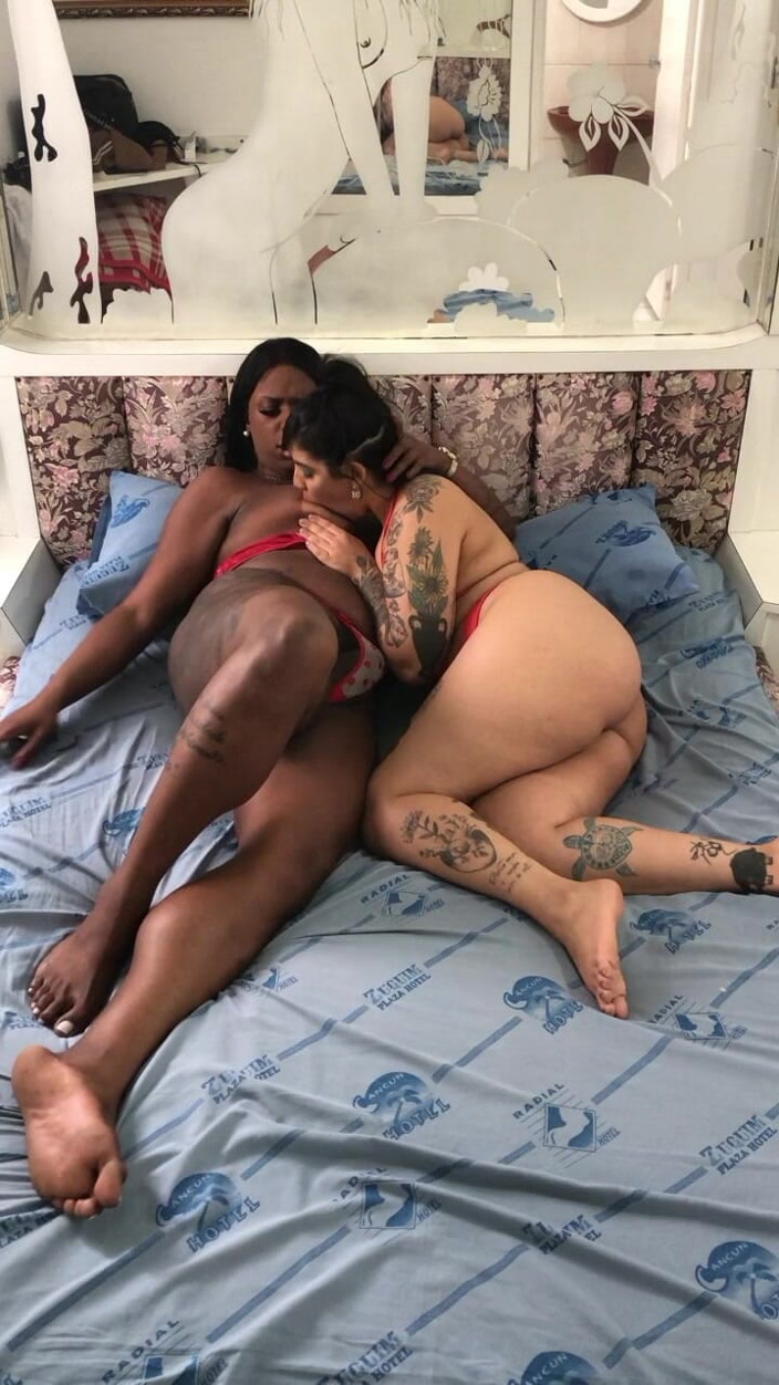 Beacorrea studio: Trans with a Giant Dick Fucks the Married Woman's Pussy...