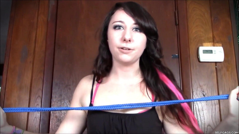 Selfgags femdom bondage: Fick deine dumme freundin!