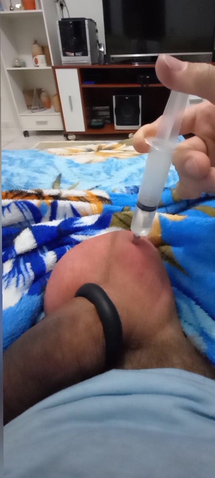 Lion big balls: 60cc saline injekce do každého vejce