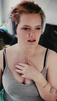 Von Ai mindfucked - Trainiert, eine schlampe zu sein - Ezra faith buzzcut Schlampe
