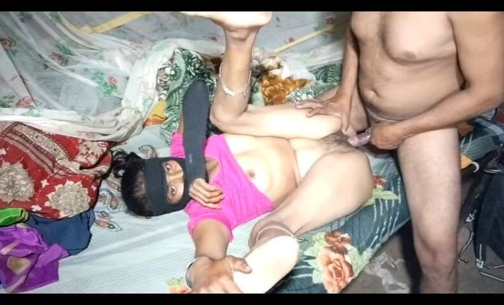 Kumari1996: La tatie se fait enculer dans un style villageois