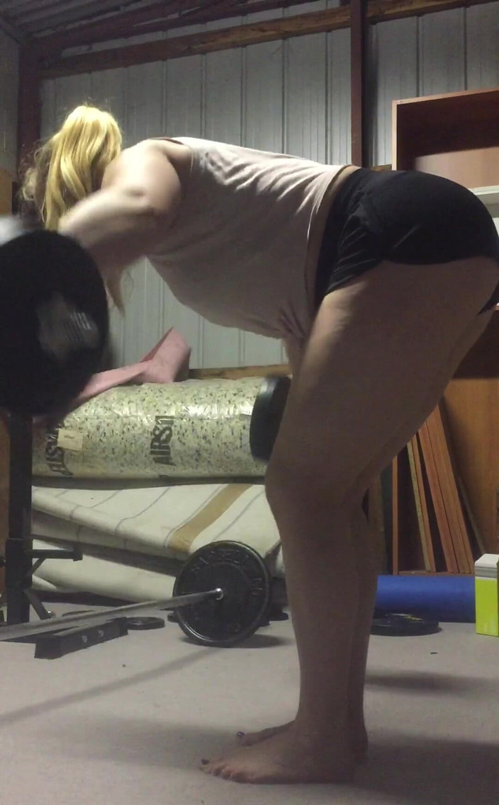 Michellexm: Ragazza di allenamento e il suo culo muscolare duro - parte 17