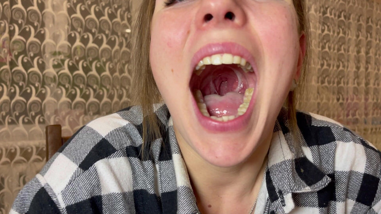 Hottie goddess: Głębokie nosogardło gry flegm, pluć i mokre dźwięki