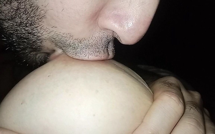 Kriztalyaram: Tarde Para Jugar Con Sus Grandes Tetas, Chupar Pezones, Besos...