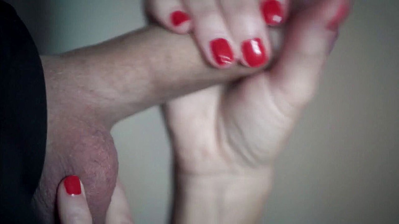 Narini: Secretara sexy i-a supt pula șefului