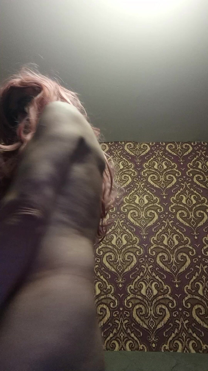 violet_bisex: Всегда приятно иметь друзей! Давайте танцевать!