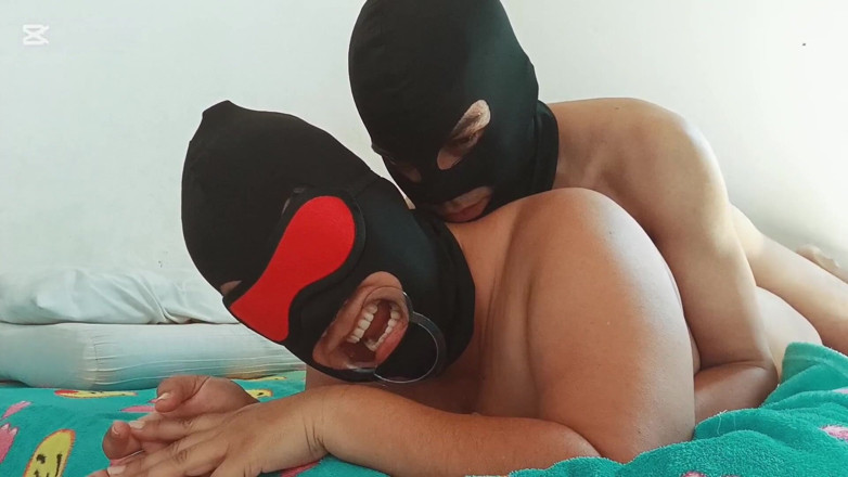 Couple amateur: Amateur Wife Riding on My Cock