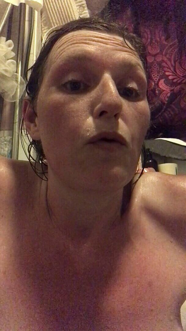 MistressWriggler: POV Po zapnutí mega horké koupele jsem musel vyjet, sednout...