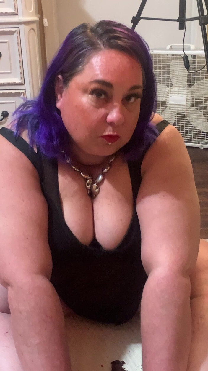 BlancaGirlBBW: Pés nos pés no bolo