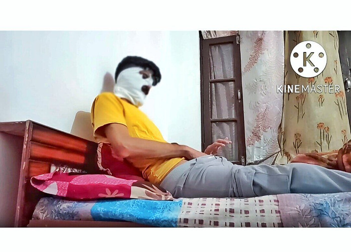 Desi__Panda: India heterosexual con polla grande se masturba