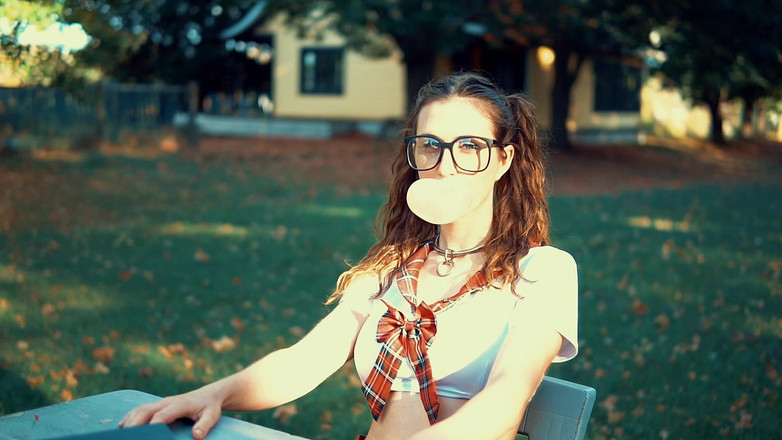 Piper Blush: Uniform für die Klasse