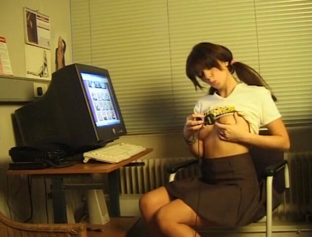 Flash Model Amateurs: Fotoshoots met een prachtige brunette babe