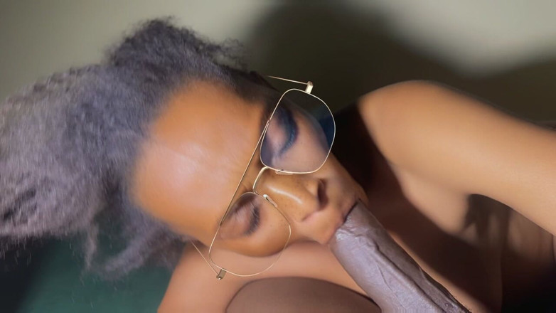 Seductive Fatuma: Svůdná Fatuma kouří svého nevlastního bratra