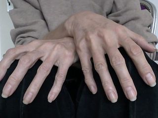 Lady Victoria Valente: Beautiful Beautiful Hands