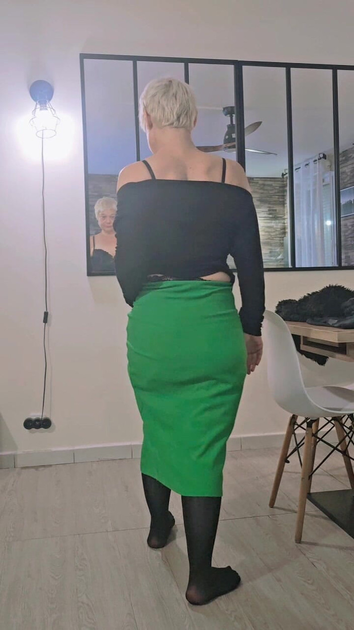 Sofy13: 小脱衣舞给你，我的宝贝，希望你喜欢