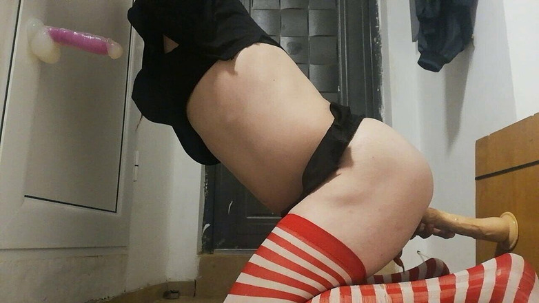 Boycho Atanasov: 娘娘腔荡妇为爸爸训练