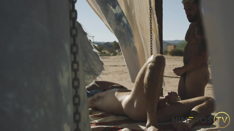 Himeros.tv: Attachée à être nourrie