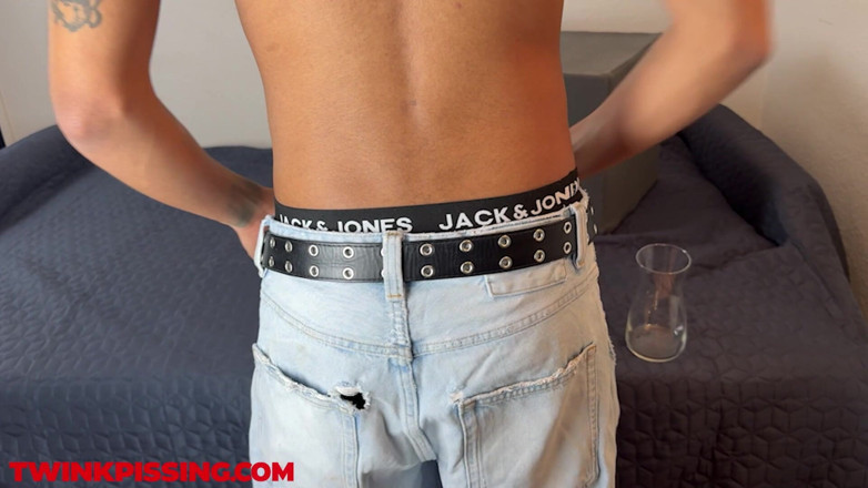 Twink Pissing: Teo 20 Yr Undressing, Playing with His Cock and Pissing