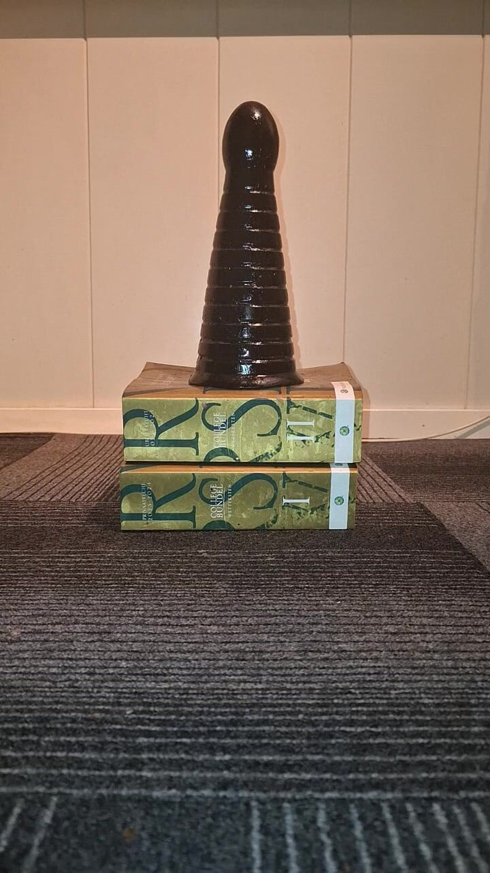 NoFace Twink X: ゲイのツインク、複数の巨大なおもちゃ