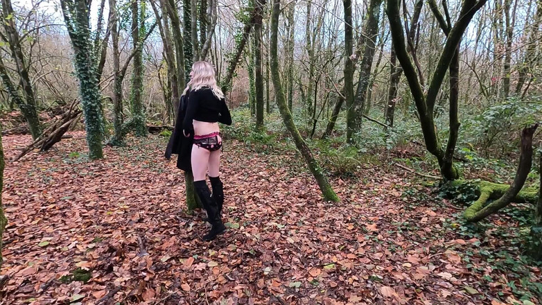 The Midnight Minx: Ocupată cu final fericit rece