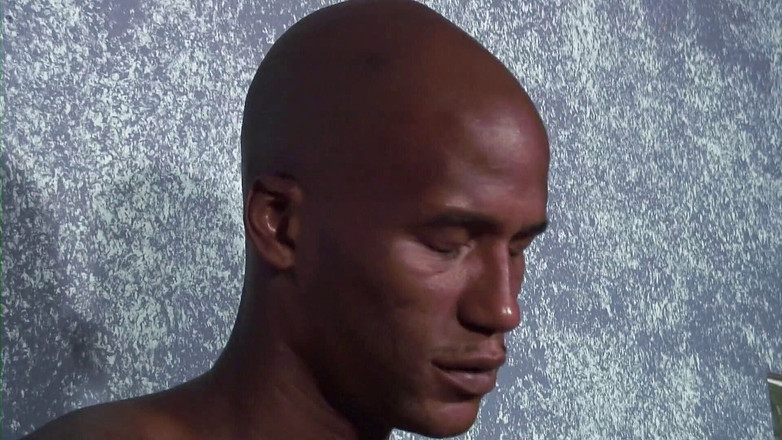 Male Dream: Pria kulit hitam kontol besar atletis menemukan lubang putih yang...