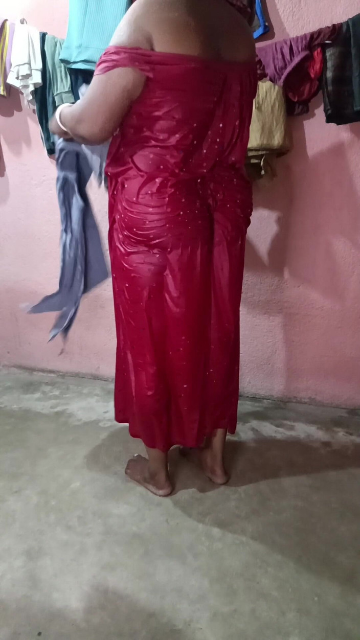 Pakhi0705: Sari caindo depois do banho - sfw 2