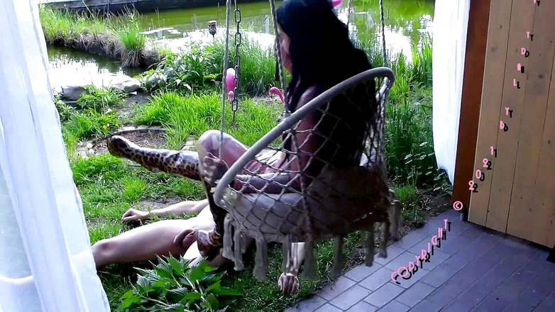 Domina Lady Vampira - SM Studio Femdom Empire: 2020년 7월 2일