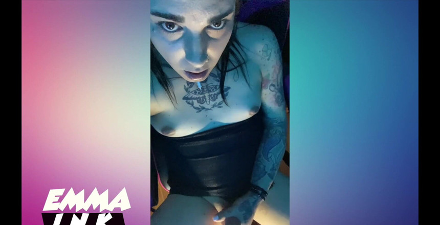 EmmaInkTrans: Můj přítel hrál FIFA a já jsem se mezitím rozhodla...