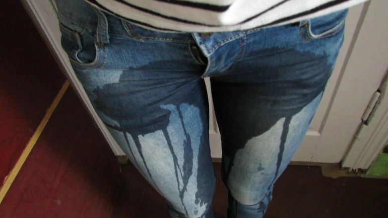 SexyAnka: Tohle je pro tebe. Lízej mi nohy.