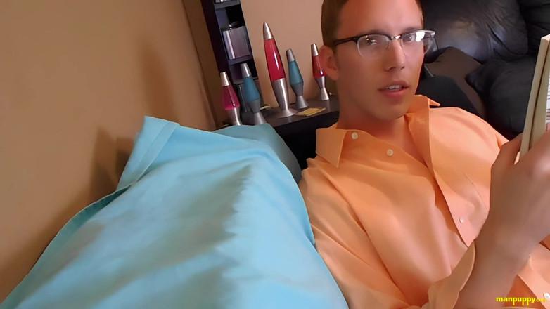 Man Puppy: Riesiger streber versucht, dich zu ignorieren