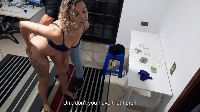 Gabi SweetCouplesStories: Haar kont aanbieden aan de lening Haai om de schuld...