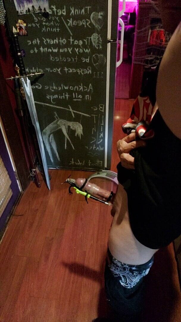 Tiffany Ciskiss: Bienvenue dans mon cauchemar Tiffany Ciskiss, extenseur de pénis - grosse...