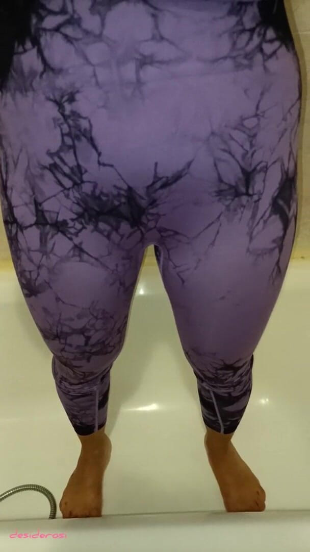 Jennyliam: Cô vợ người Ý của tôi thích đi tiểu trong chiếc quần...