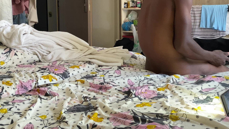 Mr Cute Cock: Cuckold make hyr BBC för att föda upp slampa fru...