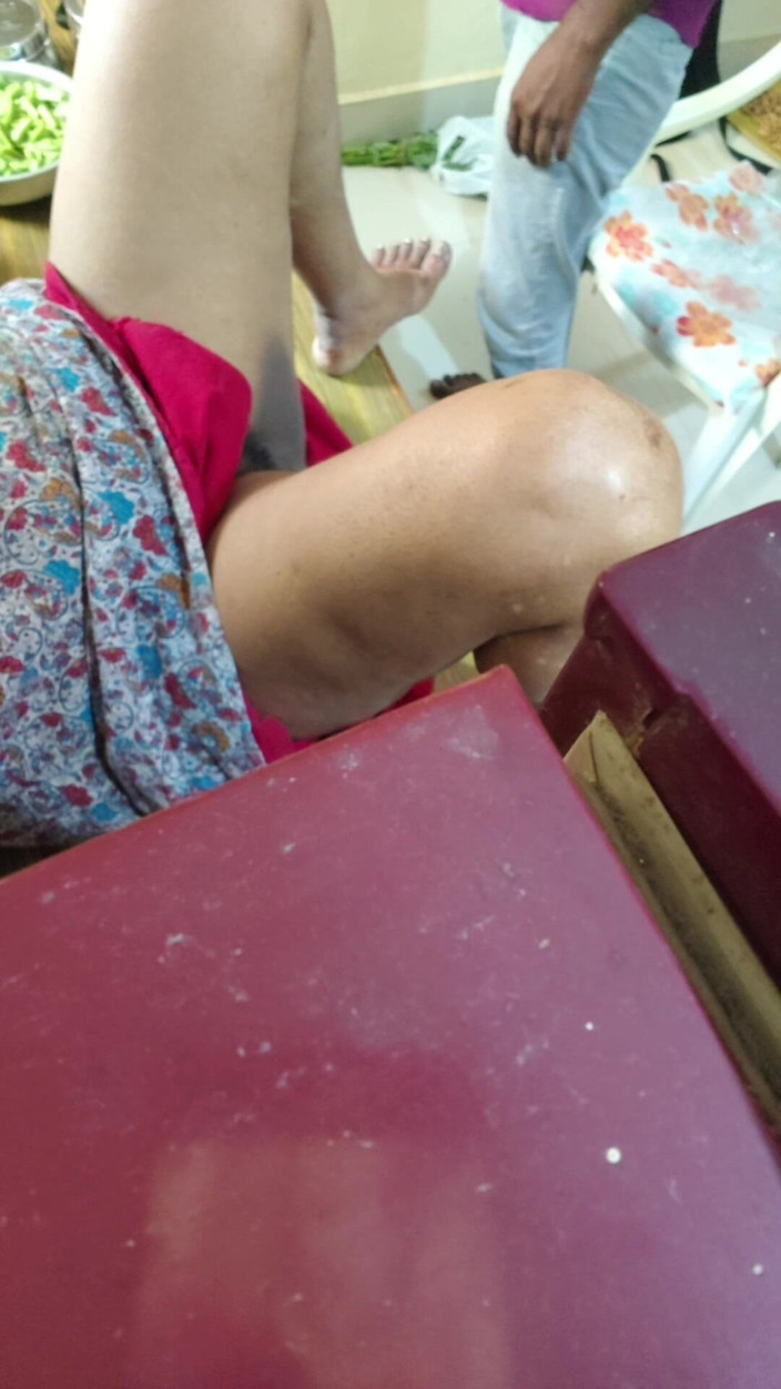 Porn films: Pemilik rumah mengongkek makcik tiri Tamil