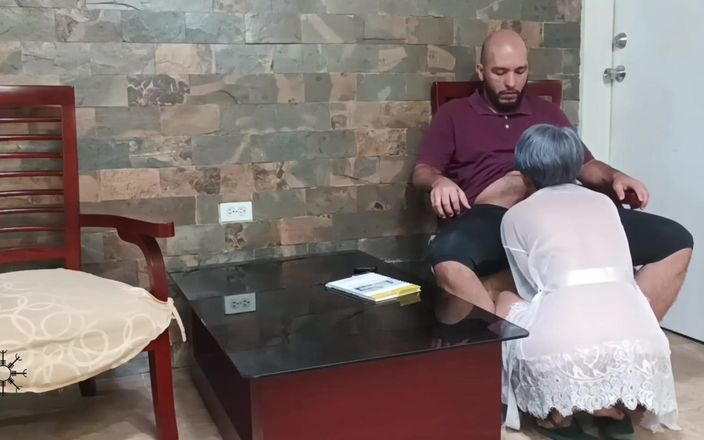 Swingersamateur40: W domu moich rodziców pieprzę mojego przyrodniego brata ryzykowny seks -...