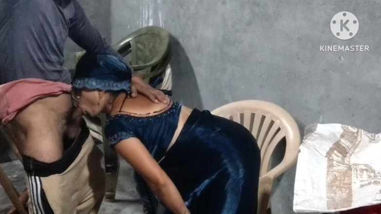 Saxesageth: Una ragazza calda e Desi Chudai bella casalinga
