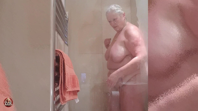 Uk Joolz: Joolz Steamy Shower